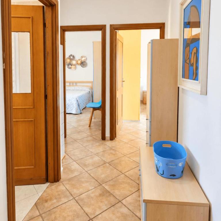 Case vacanza nella via Centrale - Appartamento con 3 Camere da Letto e con Balcone - 10