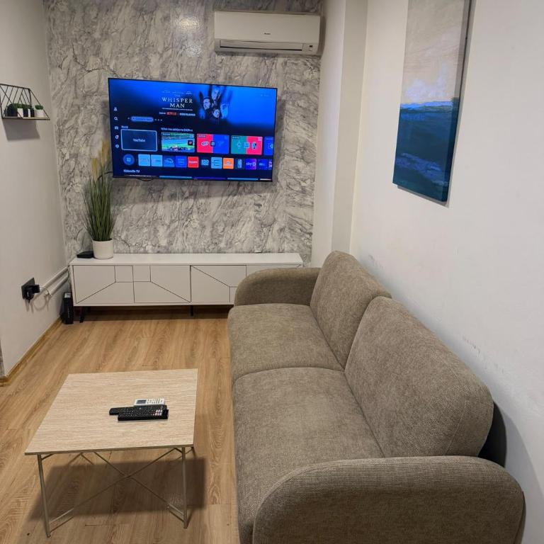 MoStar - One-Bedroom Apartment - 5