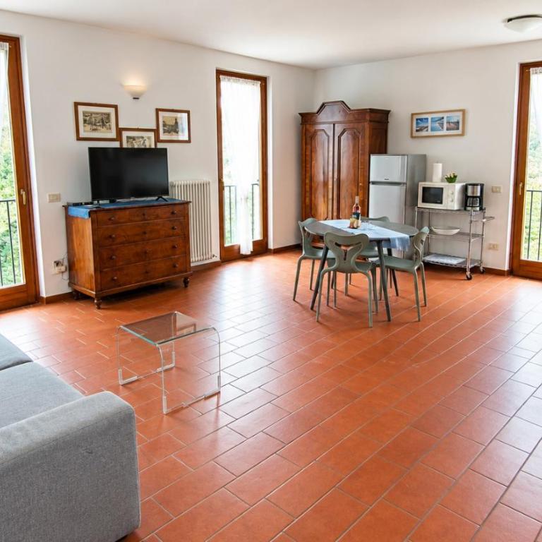 Casa Laura - Appartamento con 1 Camera da Letto e Vista Lago - 12