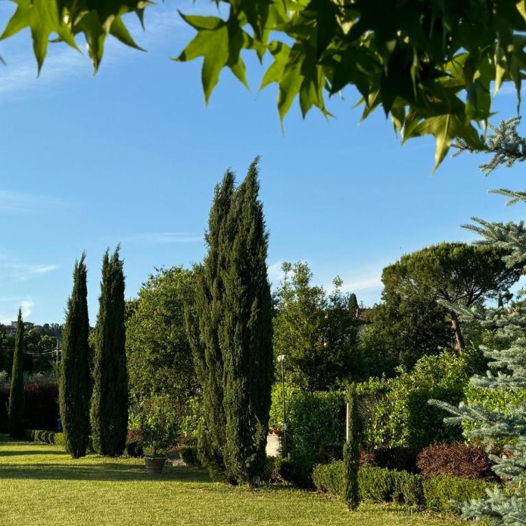 Private Tuscan Villa 17 Minutes from Florence City Centre ,Private Pool, 6 Suites & 7 Bathrooms - Villa - 68