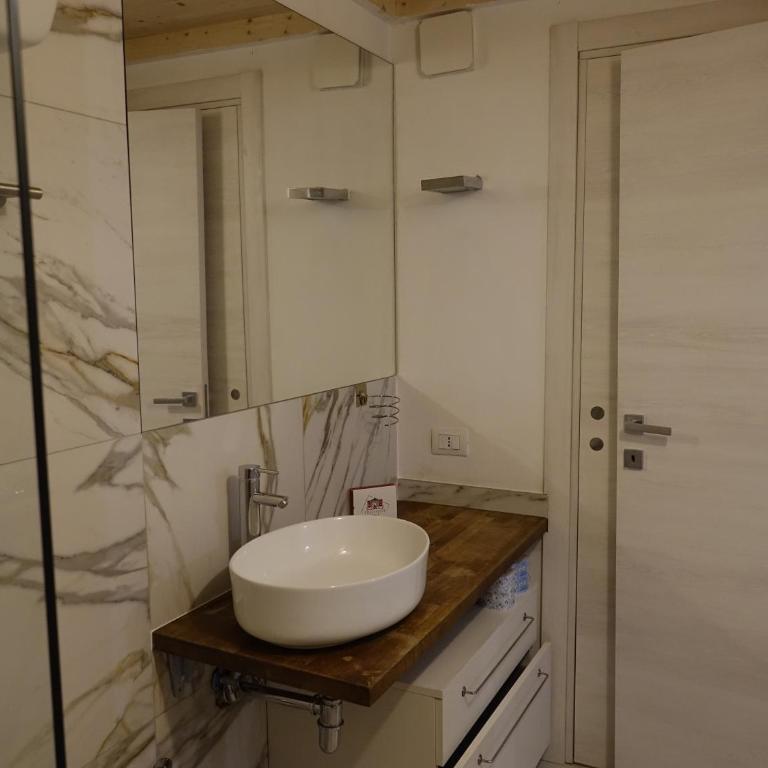 Helmirage Luxury Fori Imperiali - Standard Doppelzimmer - 9