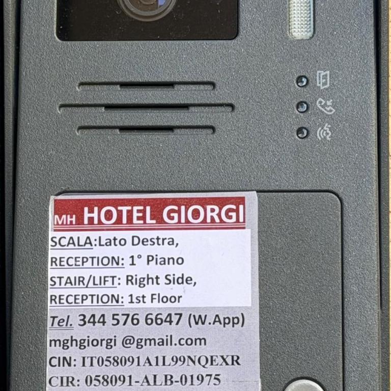 HOTEL mh GIORGI - Camera Deluxe Doppia con Letti Singoli - 8