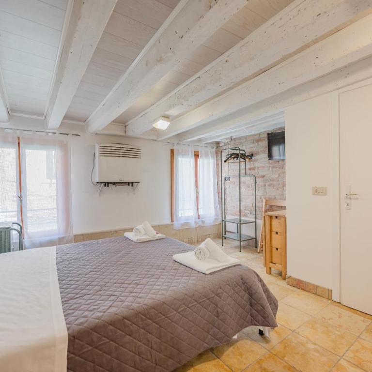 Balastro Design Rooms - Venice City Center - Superior Double Room - 7