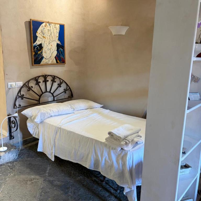 Casa storica Patrizia Pavimento in vasoli antichi caratteristici Al centro - Appartamento con 1 Camera da Letto - 3