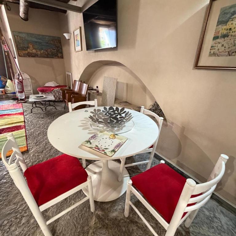 Casa storica Patrizia Pavimento in vasoli antichi caratteristici Al centro - Appartamento con 1 Camera da Letto - 18