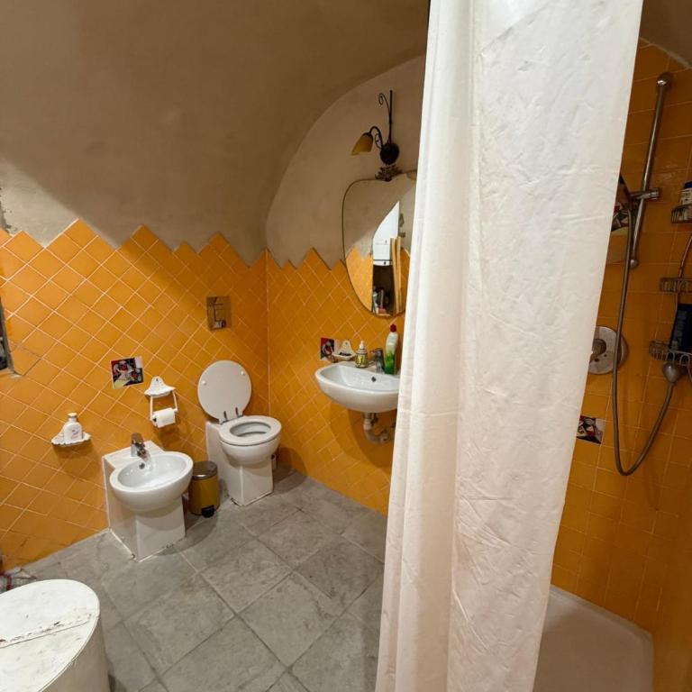 Casa storica Patrizia Pavimento in vasoli antichi caratteristici Al centro - Appartamento con 1 Camera da Letto - 23