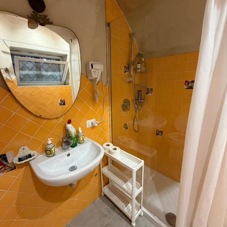 Casa storica Patrizia Pavimento in vasoli antichi caratteristici Al centro - Appartamento con 1 Camera da Letto - 29