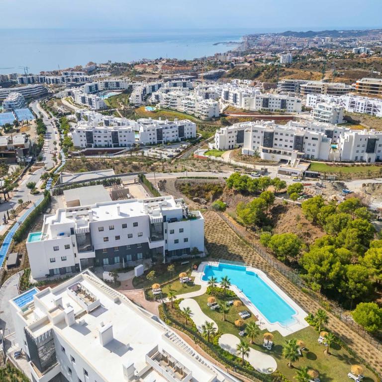 Palm Retreat, Wraparound Terrace Pool, Higuerón, Fuengirola - Apartment mit 3 Schlafzimmern - 10