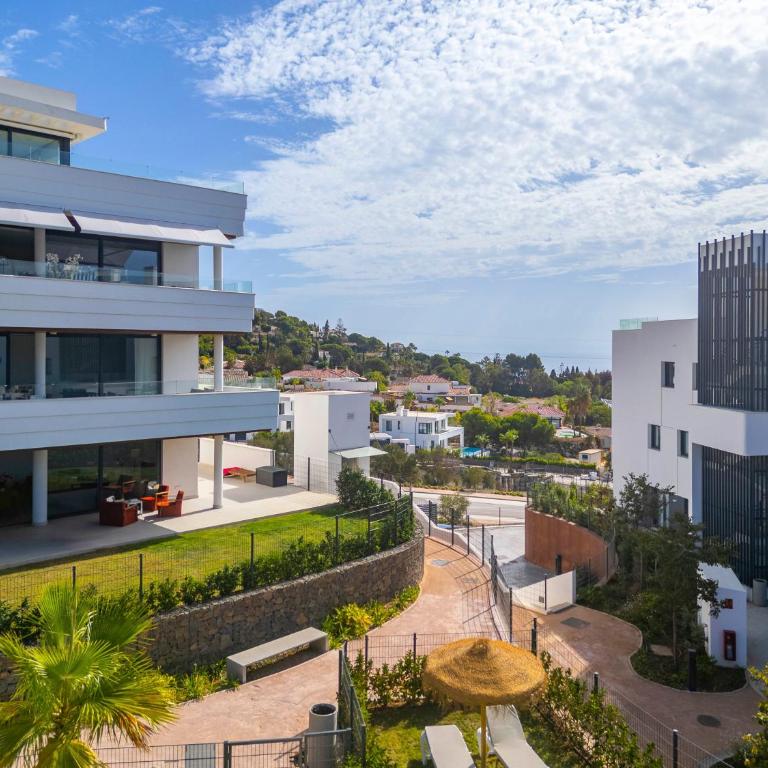 Palm Retreat, Wraparound Terrace Pool, Higuerón, Fuengirola - Apartment mit 3 Schlafzimmern - 32