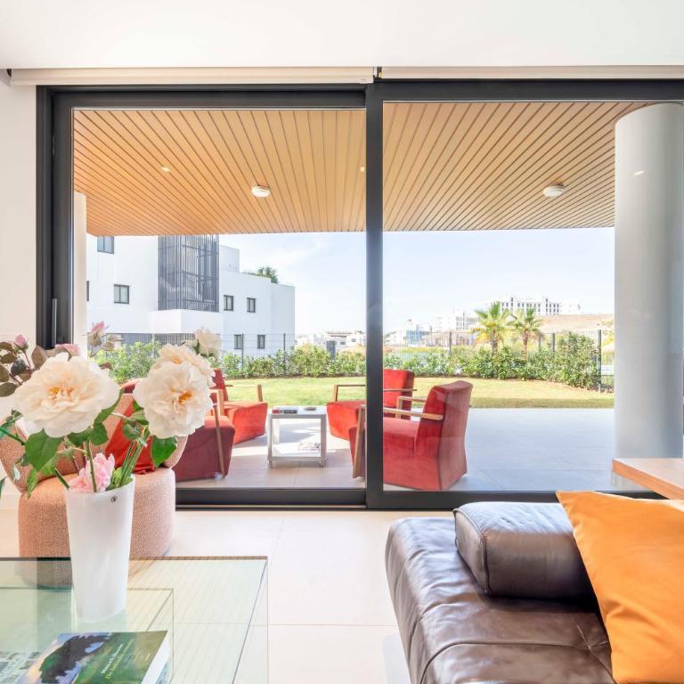 Palm Retreat, Wraparound Terrace Pool, Higuerón, Fuengirola - Apartment mit 3 Schlafzimmern - 14