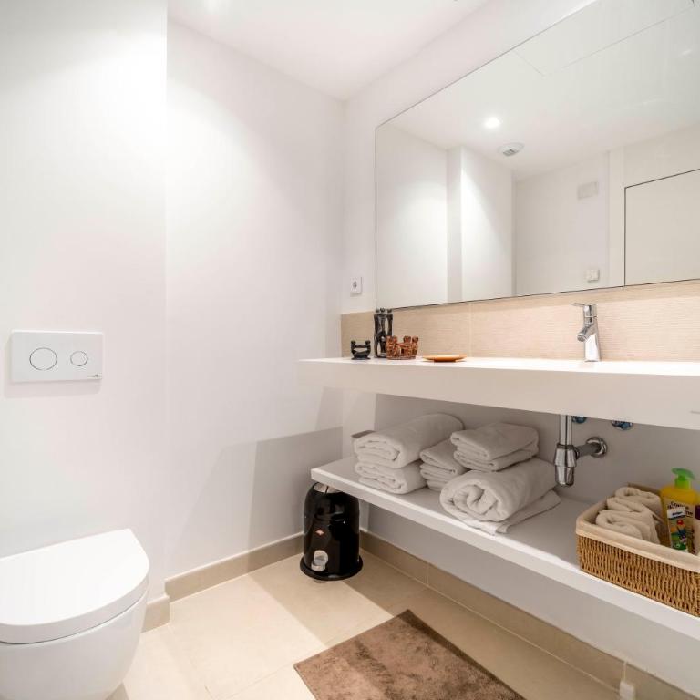 Palm Retreat, Wraparound Terrace Pool, Higuerón, Fuengirola - Apartment mit 3 Schlafzimmern - 15