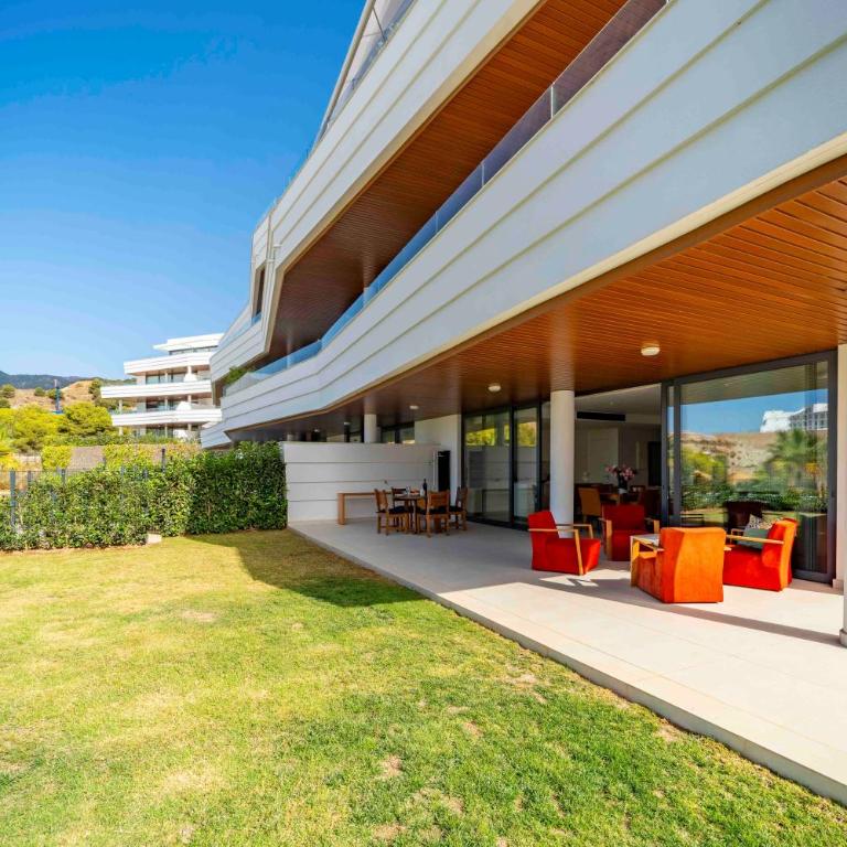 Palm Retreat, Wraparound Terrace Pool, Higuerón, Fuengirola - Apartment mit 3 Schlafzimmern - 24