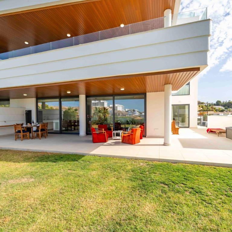 Palm Retreat, Wraparound Terrace Pool, Higuerón, Fuengirola - Apartment mit 3 Schlafzimmern - 39