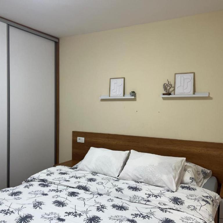 Luxury Apartment Lars - Two-Bedroom Apartment - 24