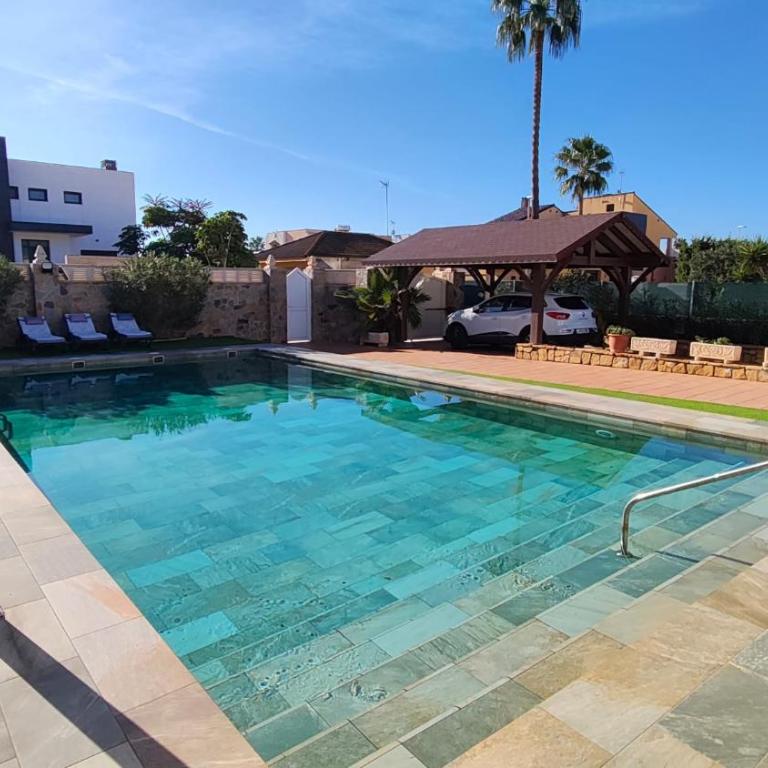 Roquetas de Mar Urbanisation villa with pool 3rd Line beach - Villa - 1