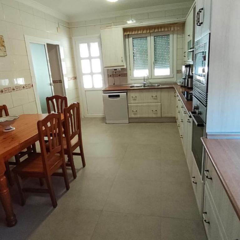 Roquetas de Mar Urbanisation villa with pool 3rd Line beach - Villa - 50