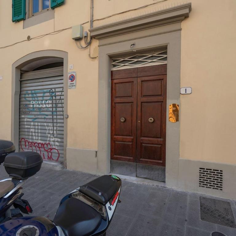 Bright, Quiet Florentine Home Panoramic Terrace - Appartamento con 3 Camere da Letto - 6