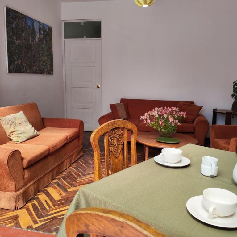 Jacaranda - Two-Bedroom Apartment - 10