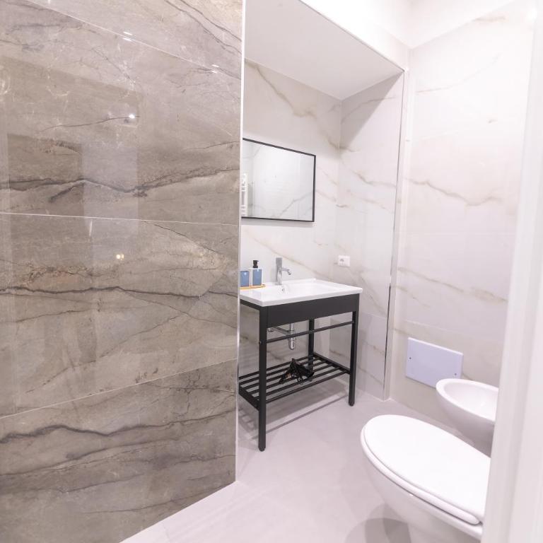 The Ease - Camera Matrimoniale con Bagno Privato - 6