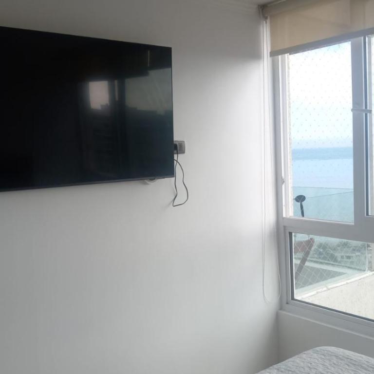 Apartamento a pasos del mar - Three-Bedroom Apartment - 10
