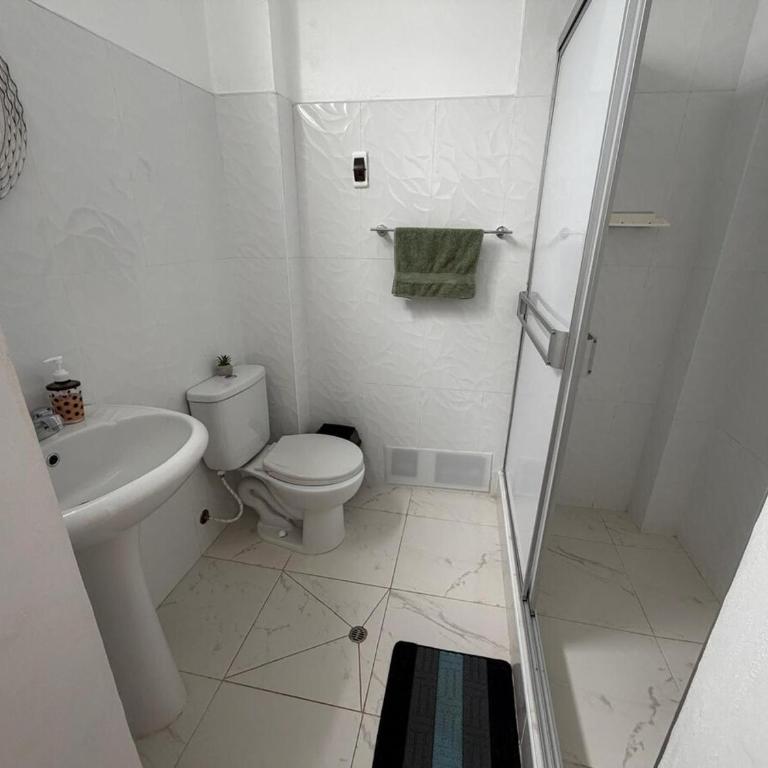 F1 Apartment - Three-Bedroom Apartment - 4
