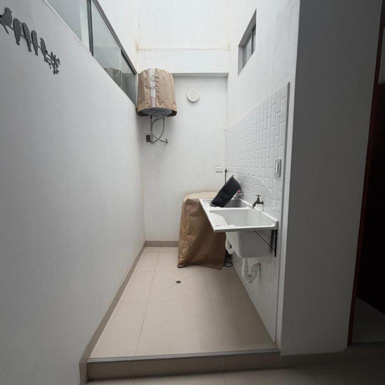 F1 Apartment - Three-Bedroom Apartment - 10