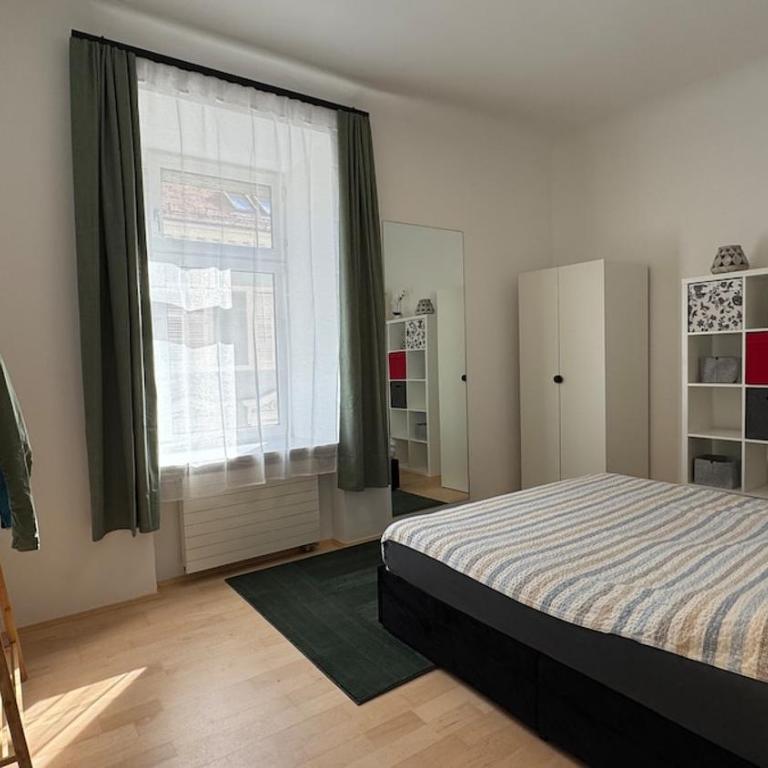 Altbaucharme mitten in Graz - Two-Bedroom Apartment - 26