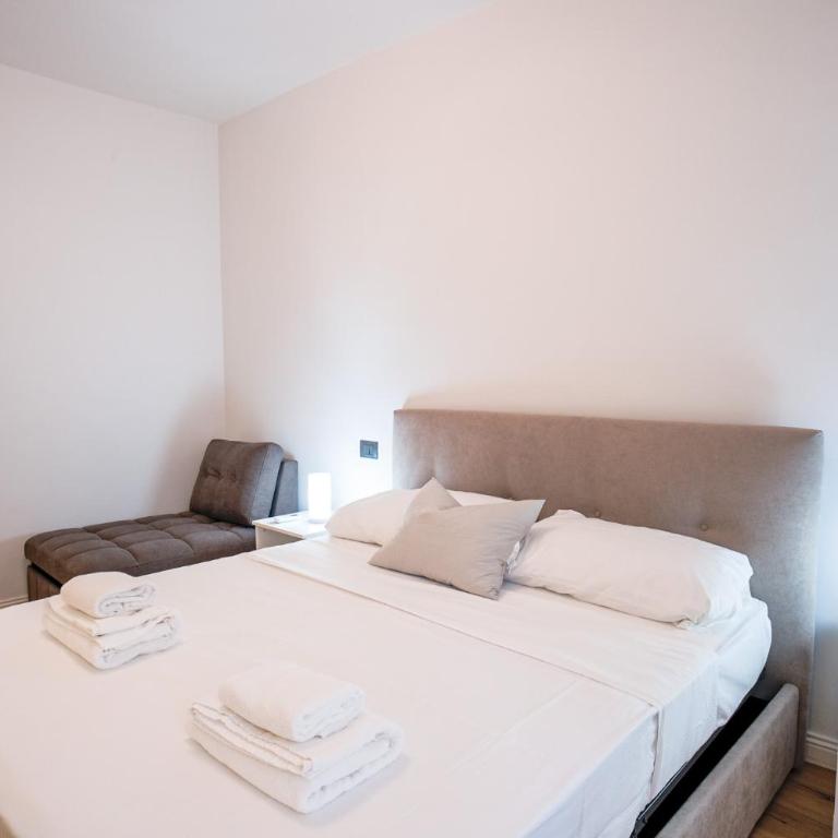 Don Bosco Apt - Dolcevita Holiday - Appartamento con 1 Camera da Letto - 47