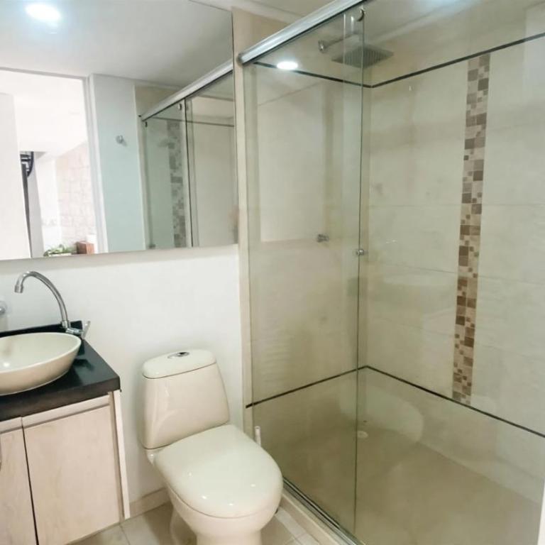 HERMOSA CASAQUINTA FAMILIAR CONDOMINIO CAMPESTRE EL PEÑON Piscina Privada Campo de Golf - Casa de 4 dormitorios - 50