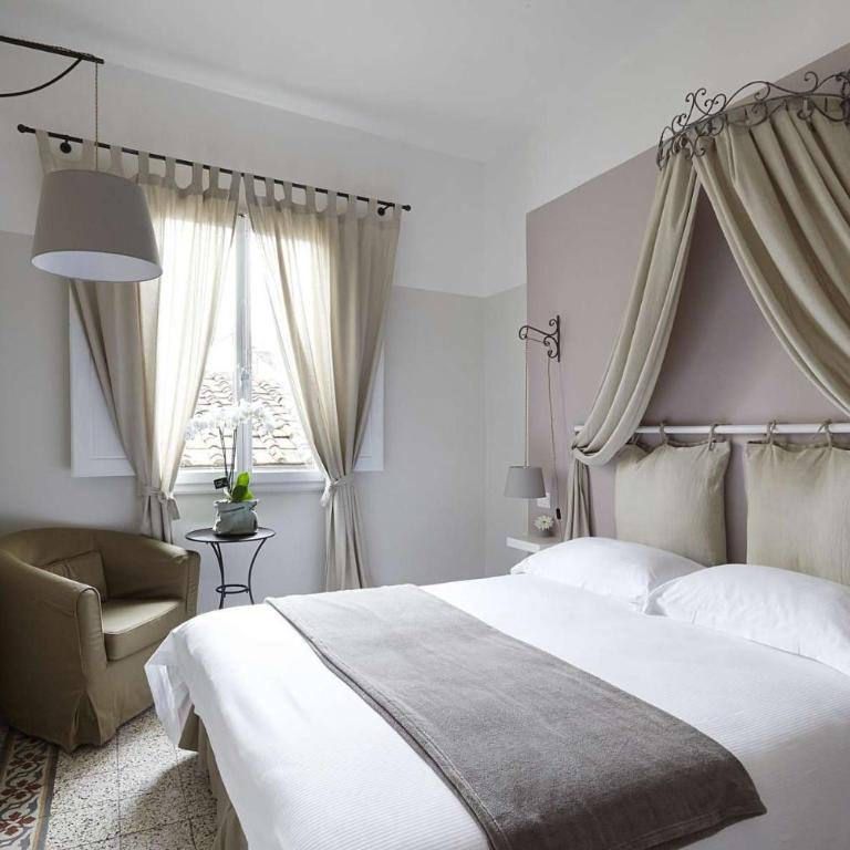 Porta Rossa Apartments - Two-Bedroom Apartment with City View - 8