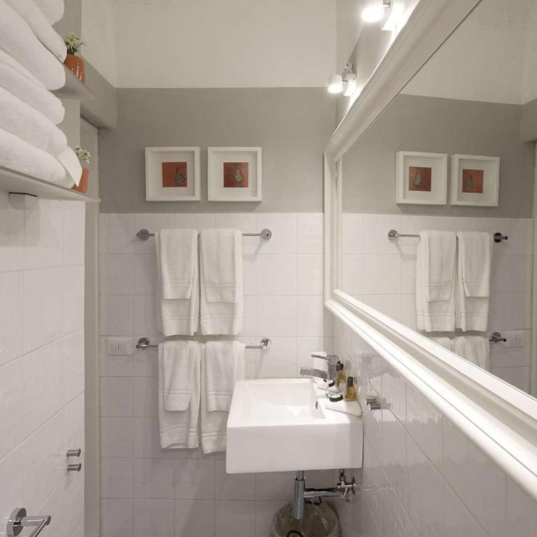 Porta Rossa Apartments - Two-Bedroom Apartment - 10