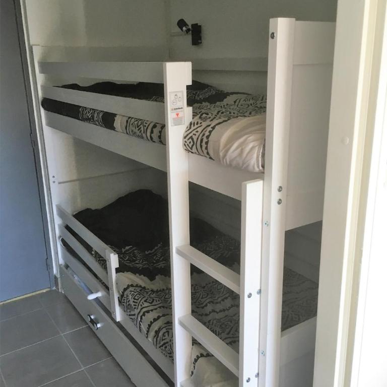 Cap-Agde 2 studio-cabine -RDC avec jardin et 2eme étage -proximité port,plage-11pers - Appartement 2 Chambres - 16