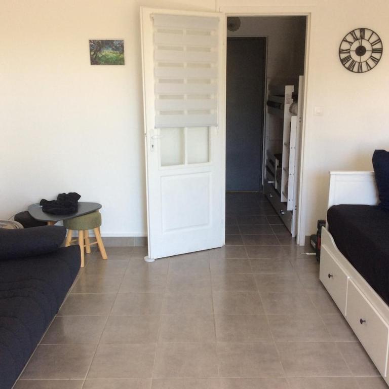 Cap-Agde 2 studio-cabine -RDC avec jardin et 2eme étage -proximité port,plage-11pers - Appartement 2 Chambres - 11