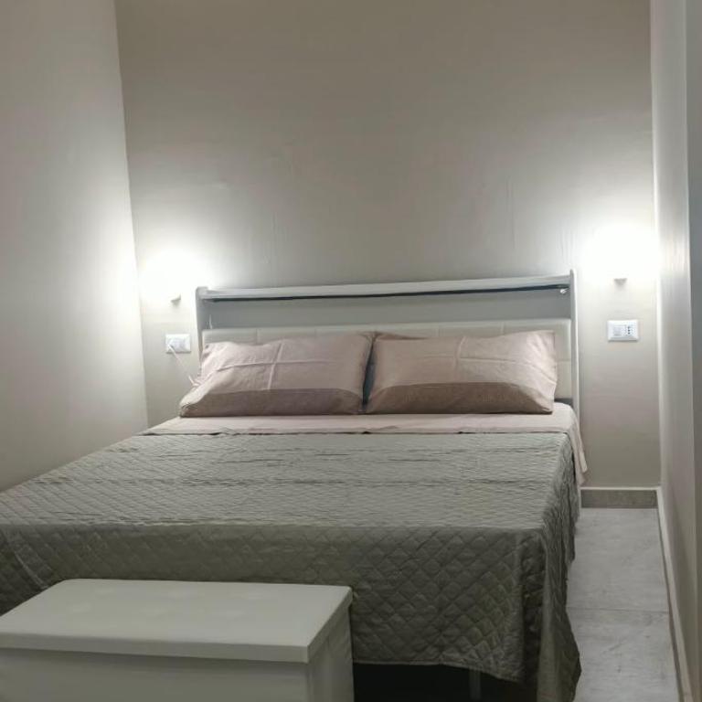 Ingarao House - Double Room with Spa Bath - 2