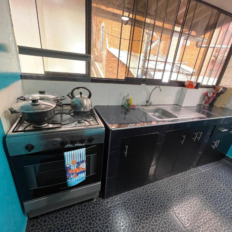 Apartment Complete San Blas View House 2 - Two-Bedroom Apartment with City View - 27