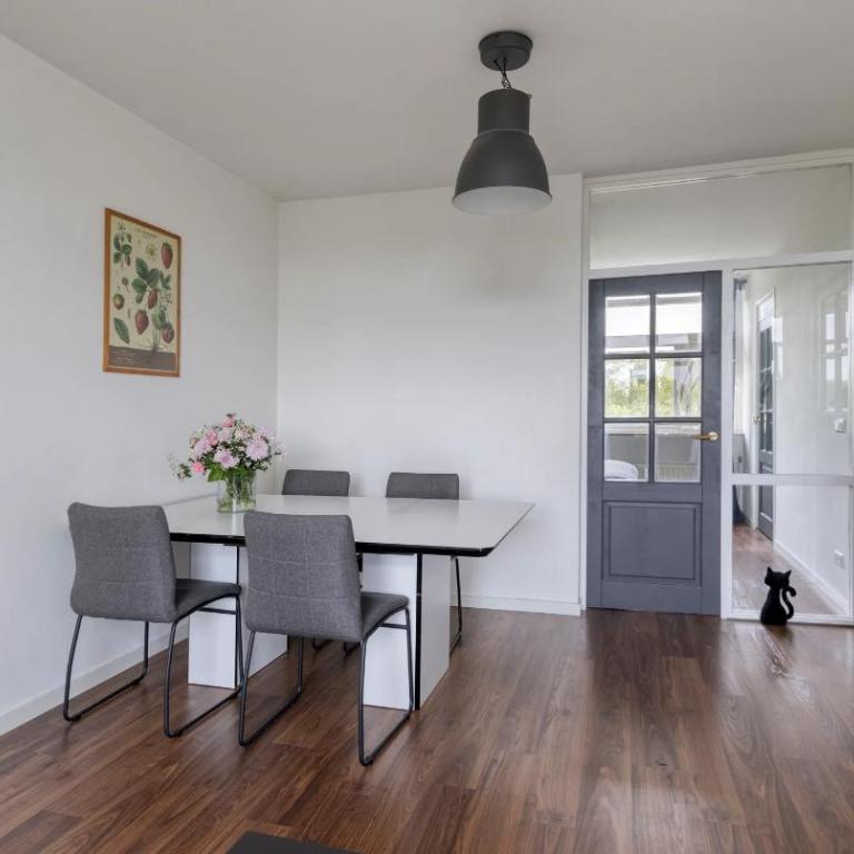 Rosewood Stay - Apartment - 1
