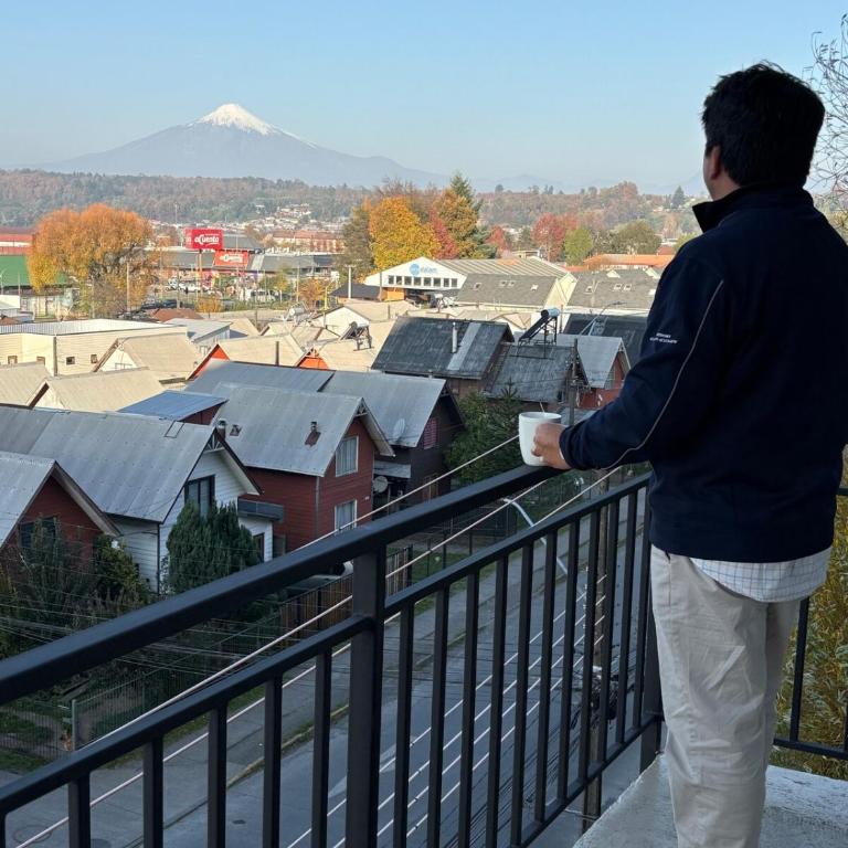 Beautiful apartment overlooking the lake and the volcano - Three-Bedroom Apartment - 17