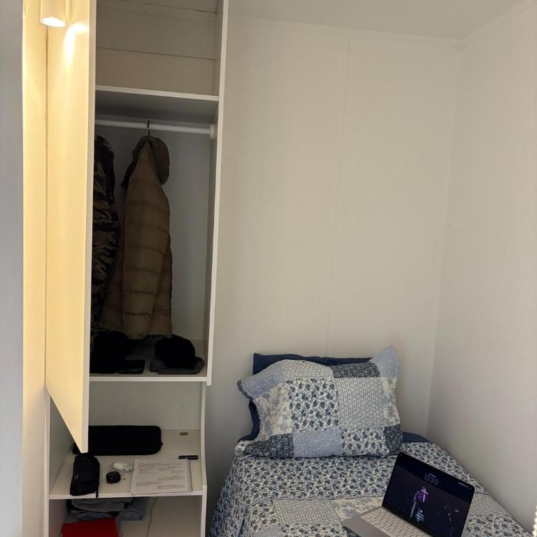Beautiful apartment overlooking the lake and the volcano - Three-Bedroom Apartment - 18
