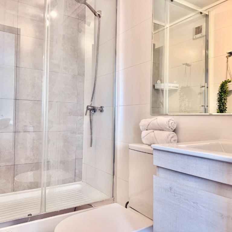 AH Steps to National Stadium & Metro - Apartamento - 9