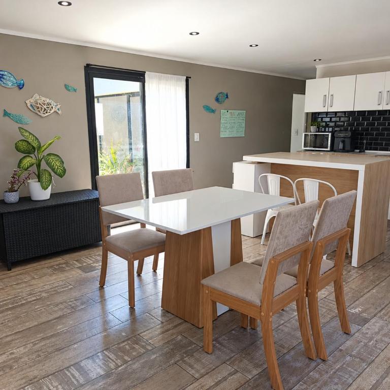 Casa de playa y campo San Carlos - Three-Bedroom House - 6