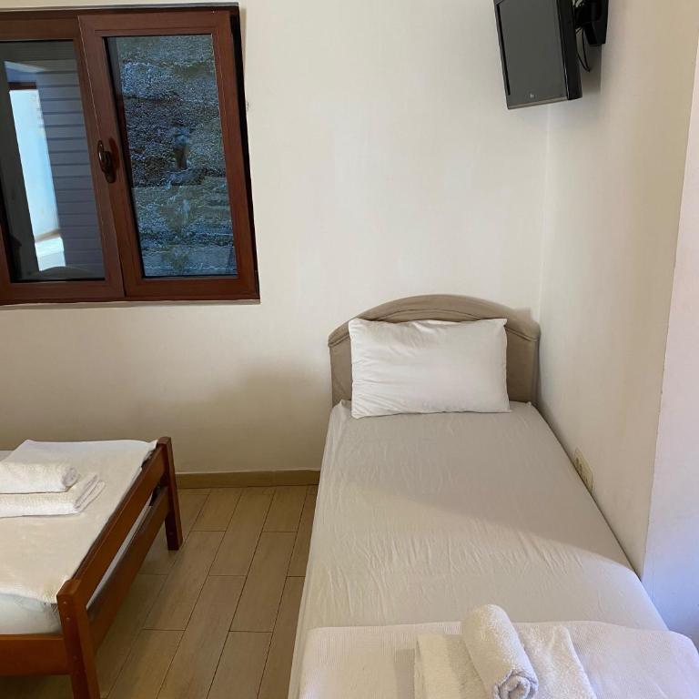Moonstar Hostel - Četvorokrevetna Mešovita Spavaonica - 10