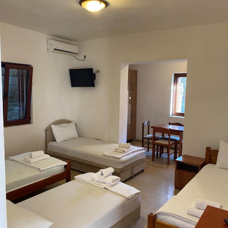 Moonstar Hostel - Četvorokrevetna Mešovita Spavaonica - 11