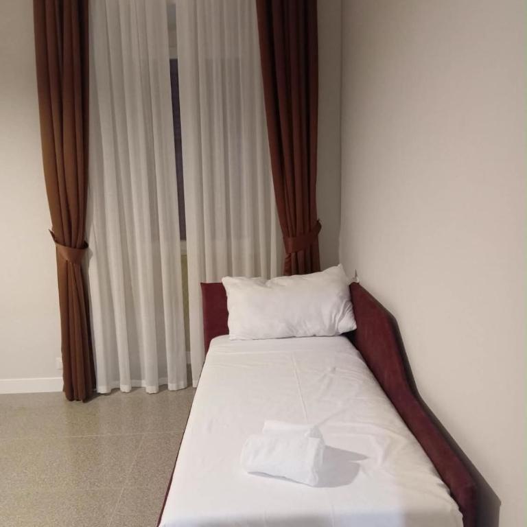 Brand New 3BR 2BA Elegant Apt - Metro A - Appartamento con 3 Camere da Letto - 54