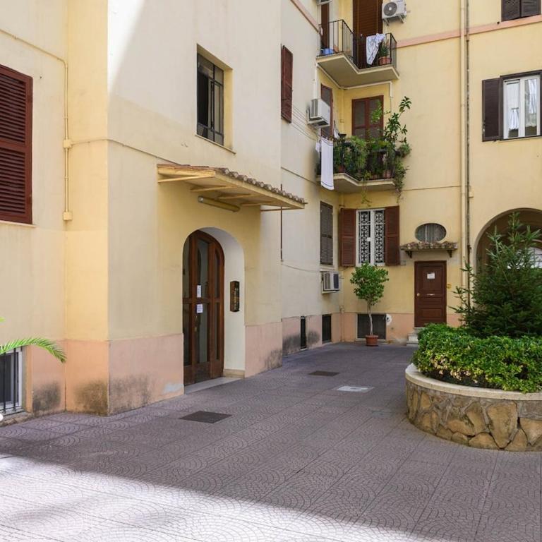 Brand New 3BR 2BA Elegant Apt - Metro A - Appartamento con 3 Camere da Letto - 85
