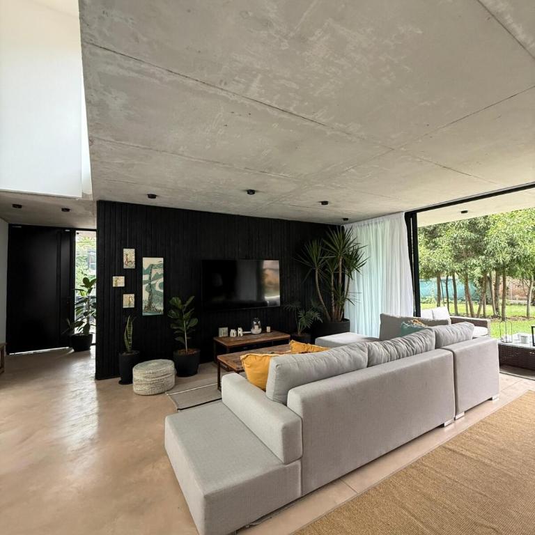 Brand new house in Bosque Peralta Ramos - Vacation Home - 41