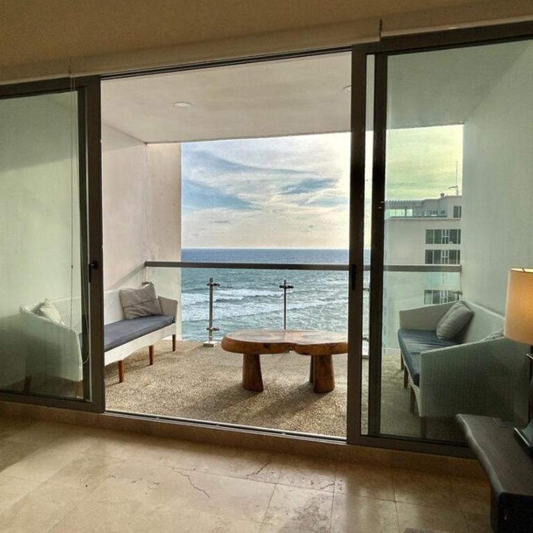 Departamento de lujo frente al mar - Three-Bedroom Apartment - 11