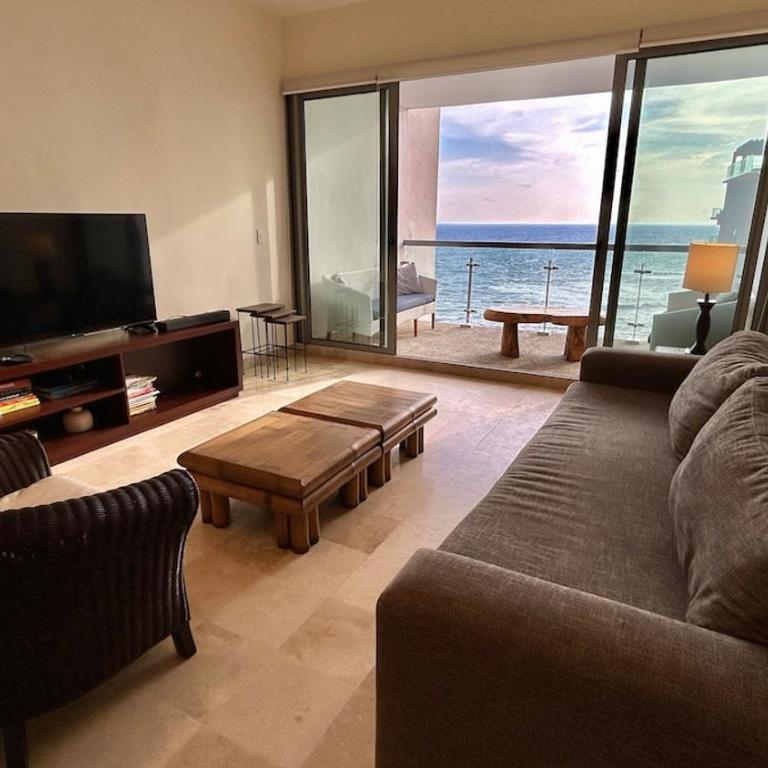 Departamento de lujo frente al mar - Three-Bedroom Apartment - 3