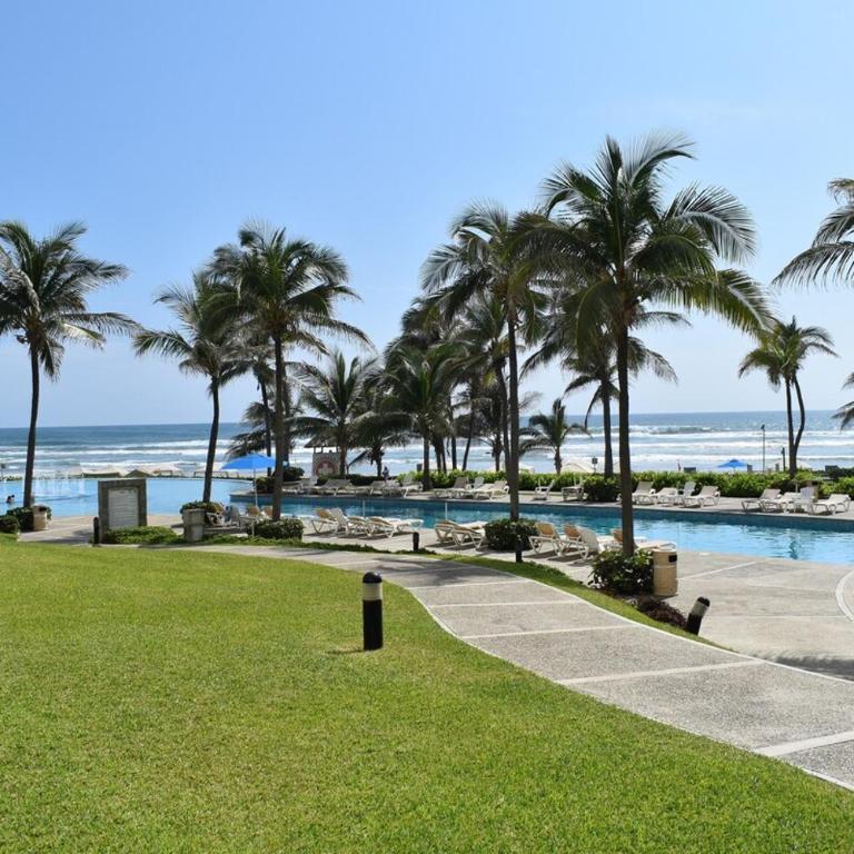 Departamento de lujo frente al mar - Three-Bedroom Apartment - 8
