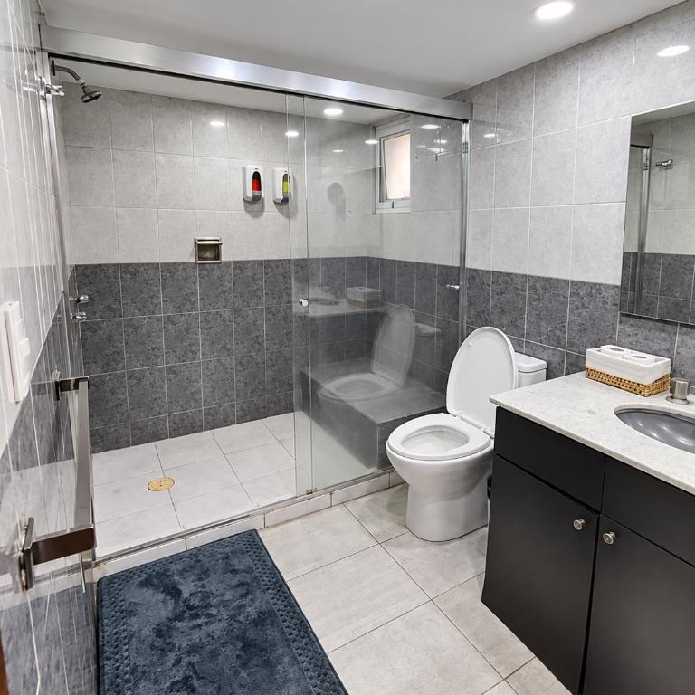 Allegro ApartHotel - Chambre Familiale avec Salle de Bains Privative - 2