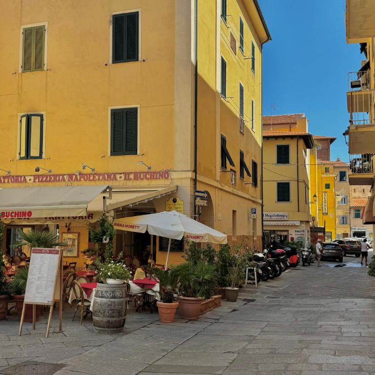 Residenza Cavour Portoferraio city center - Three-Bedroom Vacation Home - 37